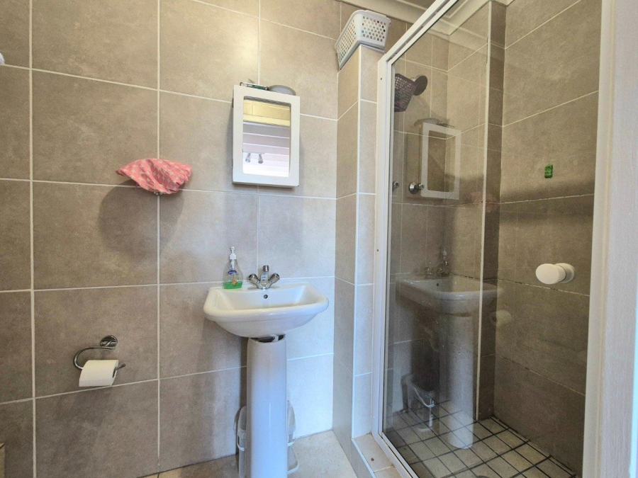 2 Bedroom Property for Sale in Wynberg Western Cape